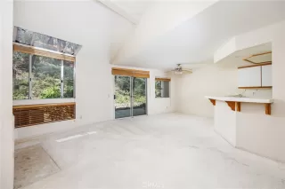 Photo #1: LG23135526 Listing 