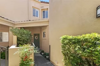 Photo #2: LG23139280 Listing 