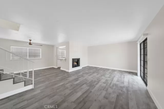 MLS: LG23141443 Condo For Sale