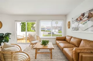 Photo #4: LG23147847 Listing 