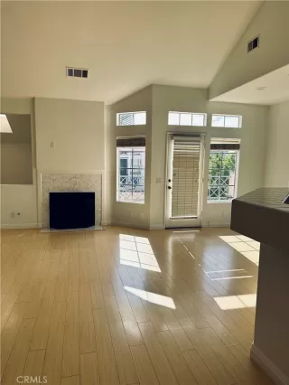 Photo #1: LG23155680 Listing 