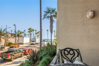 Photo #2: LG23157877 Listing