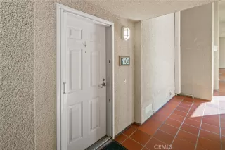 Photo #3: LG23157877 Listing