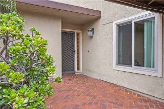 Photo #5: LG23162749 Listing