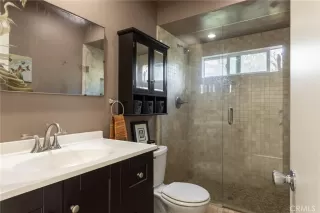 Photo #6: LG23164554 Listing