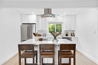 Photo #4: LG23165249 Listing 