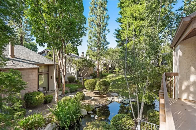 MLS: LG23170256 Condo For Sale