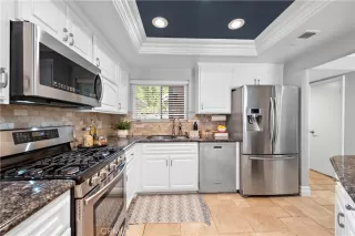 Photo #4: LG23170792 Listing 