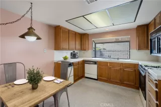 Photo #6: LG23191784 Listing