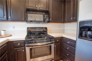 Photo #5: LG23194976 Listing