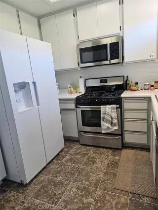 Photo #5: LG23200530 Listing 