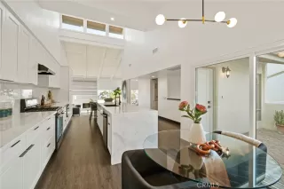 Photo #6: LG23205392 Listing