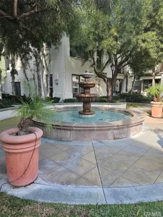 Photo #2: LG23223533 Listing 