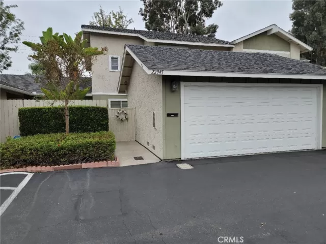 MLS: LG24008282 Condo For Sale