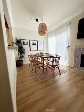 Photo #6: LG24068397 Listing 