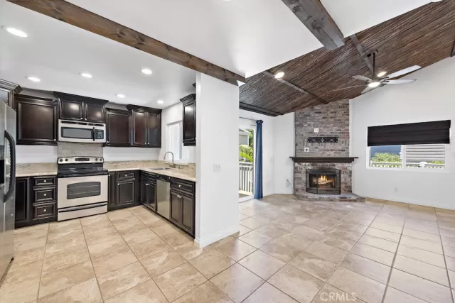 MLS: LG24089845 Condo For Sale