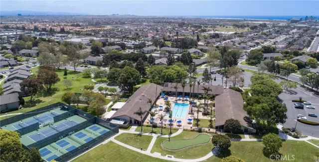 MLS: LG24090543 Condo For Sale