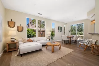 Photo #5: LG24103849 Listing 