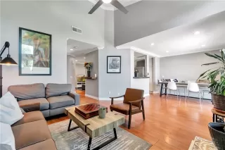 Photo #6: LG24121840 Listing