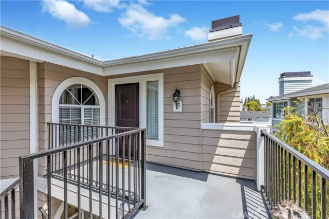 MLS: LG24125959 Condo For Sale