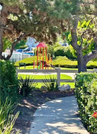 Photo #2: LG24132358 Listing