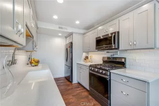 Photo #6: LG24132358 Listing