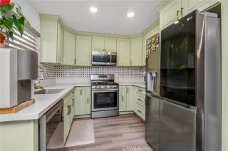 Photo #4: LG24169817 Listing 