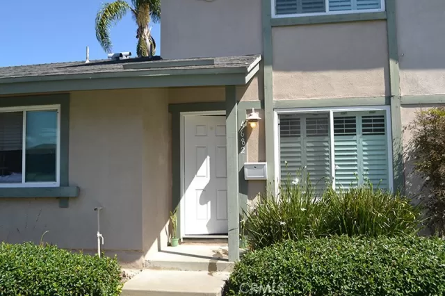 MLS: LG24171511 Condo For Sale