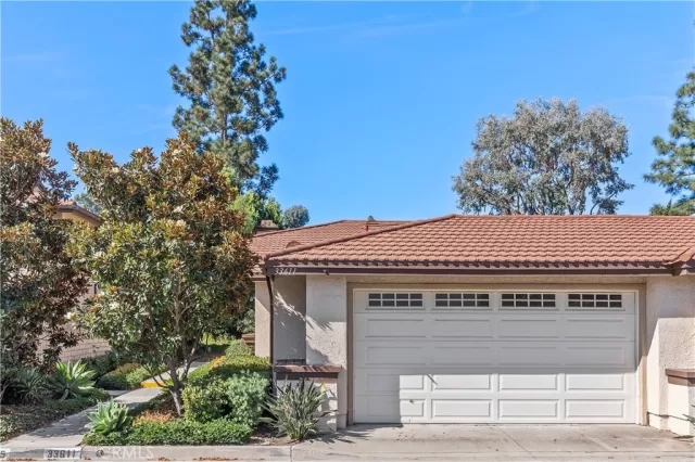 MLS: LG24194760 Condo For Sale