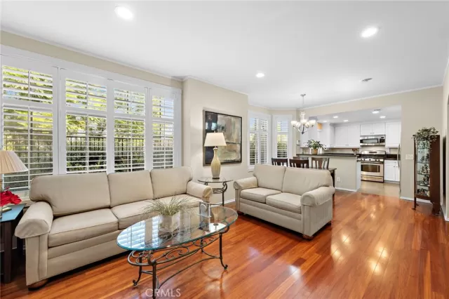 MLS: LG24199571 Condo For Sale