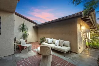 Photo #3: LG24209253 Listing