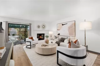 Photo #5: LG24209253 Listing