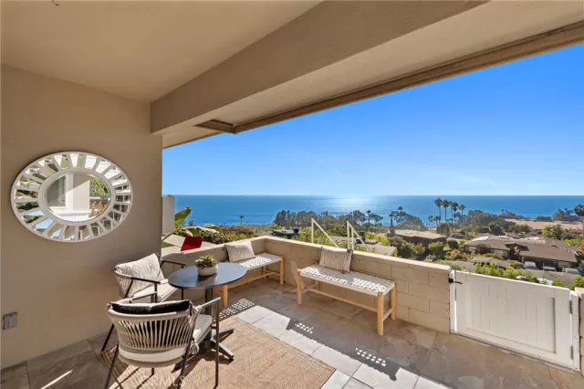 MLS: LG24211097 Condo For Sale