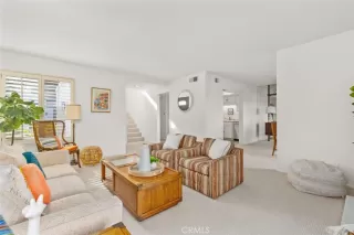 Photo #6: LG24223399 Listing 