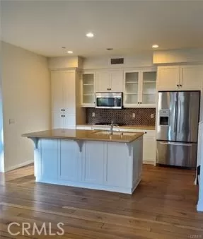 MLS: LG24224579 Condo For Sale