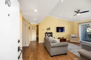 Photo #4: LG24234136 Listing 