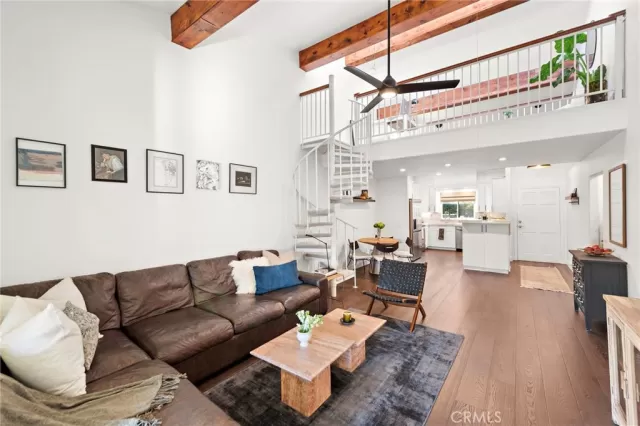 MLS: LG24249157 Condo For Sale