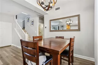 Photo #6: LG24255443 Listing