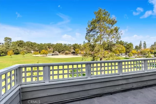 MLS: LG25041622 Condo For Sale