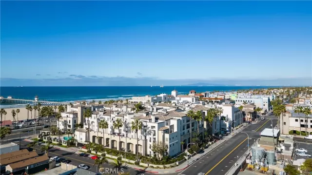 MLS: LG25053267 Condo For Sale