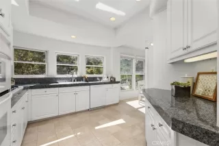 Photo #6: LG25054479 Listing