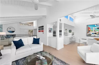 Photo #6: LG25069082 Listing 