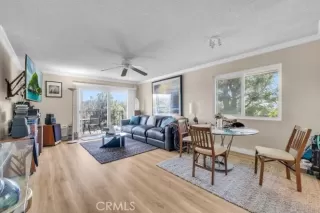 Photo #5: LG25075361 Listing