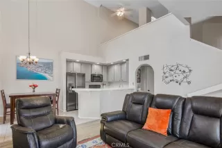 Photo #5: LG25078620 Listing 