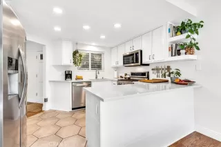 Photo #3: LG25106467 Listing 