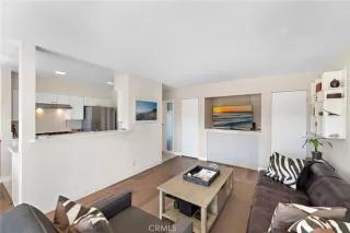 Photo #6: LG25106867 Listing 