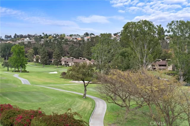 MLS: LG25108423 Condo For Sale