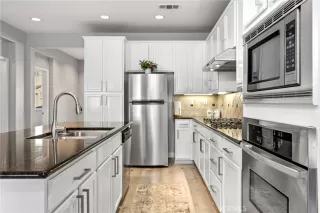 Photo #5: LG25126523 Listing 