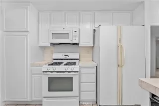 Photo #4: LG25133490 Listing 