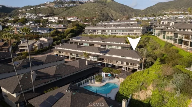 MLS: LG25134924 Condo For Sale